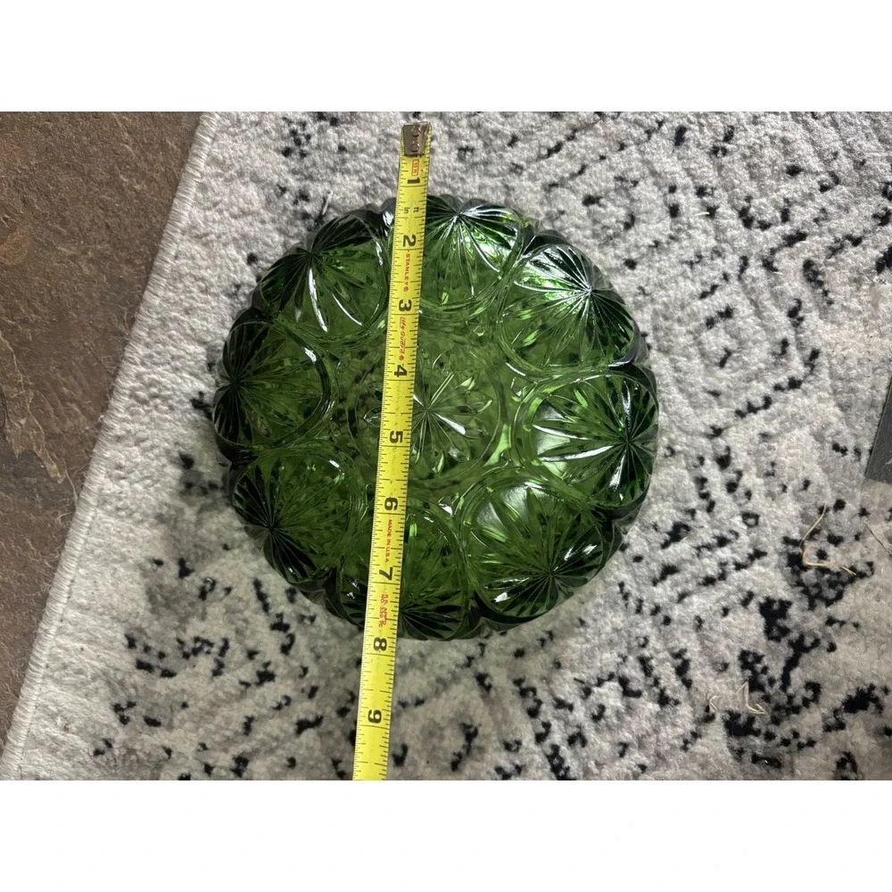 Vintage Green Glass Serving Bowl Starburst Thumbprint Scalloped Edge 8.5 Inch